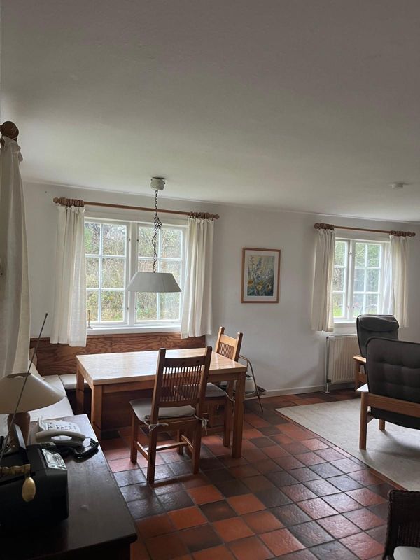 Essbereich mit Blick in den Garten